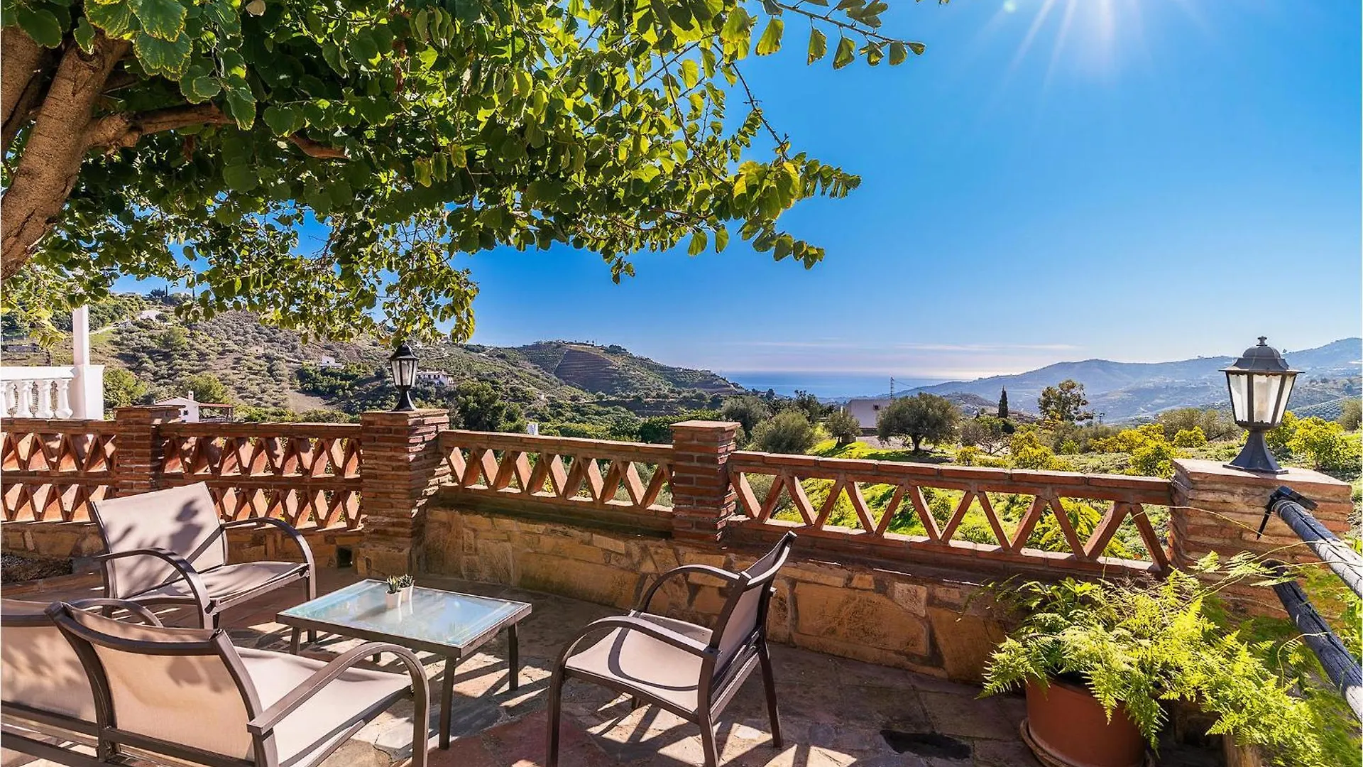 Amazing Home In Frigiliana With Kitchen 0*,